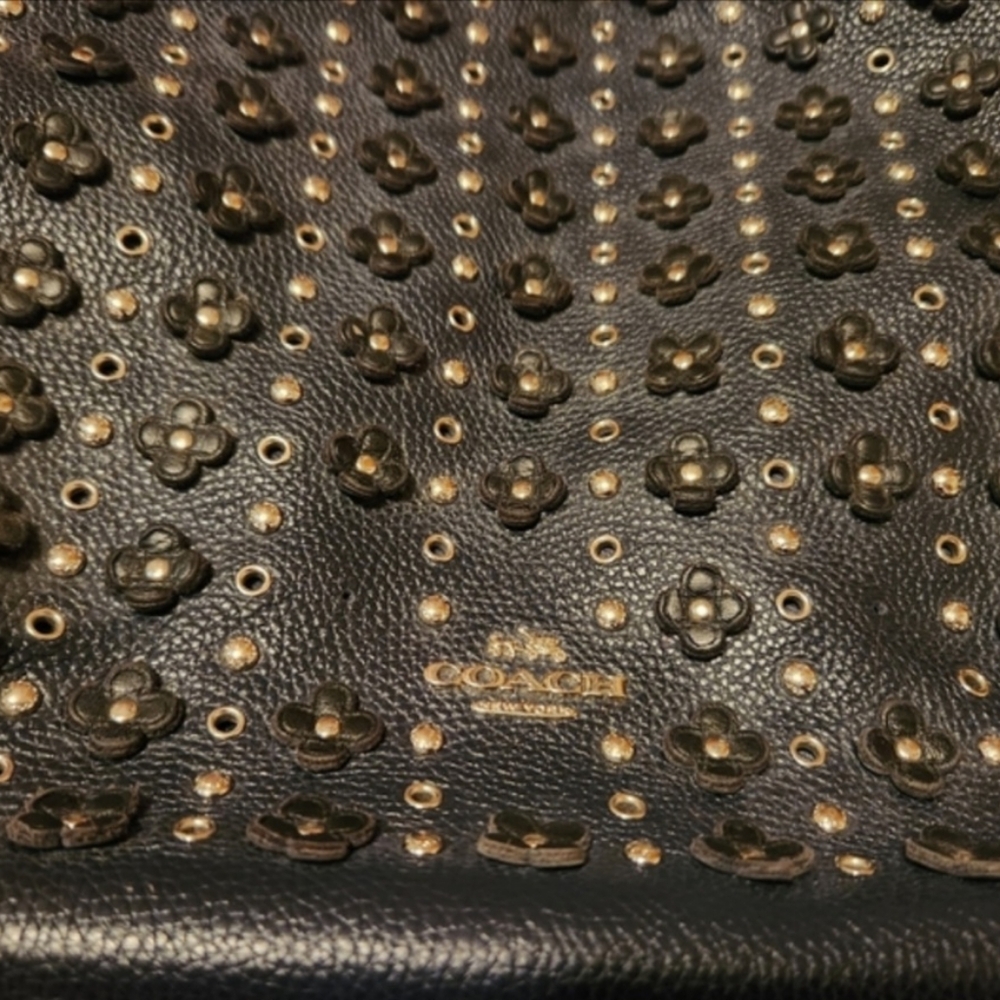 Women's Authentic Coach Edie 31 Floral Rivets Leather Shoulder Bag - Picture 2 of 10